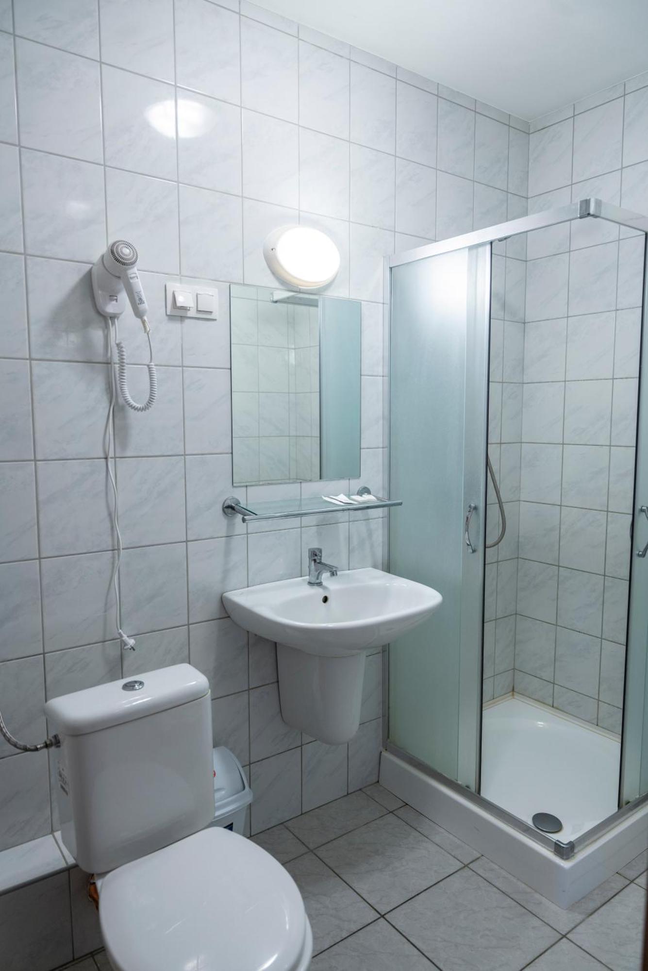 Bagoly Fogado Hotel Gyömrő Buitenkant foto
